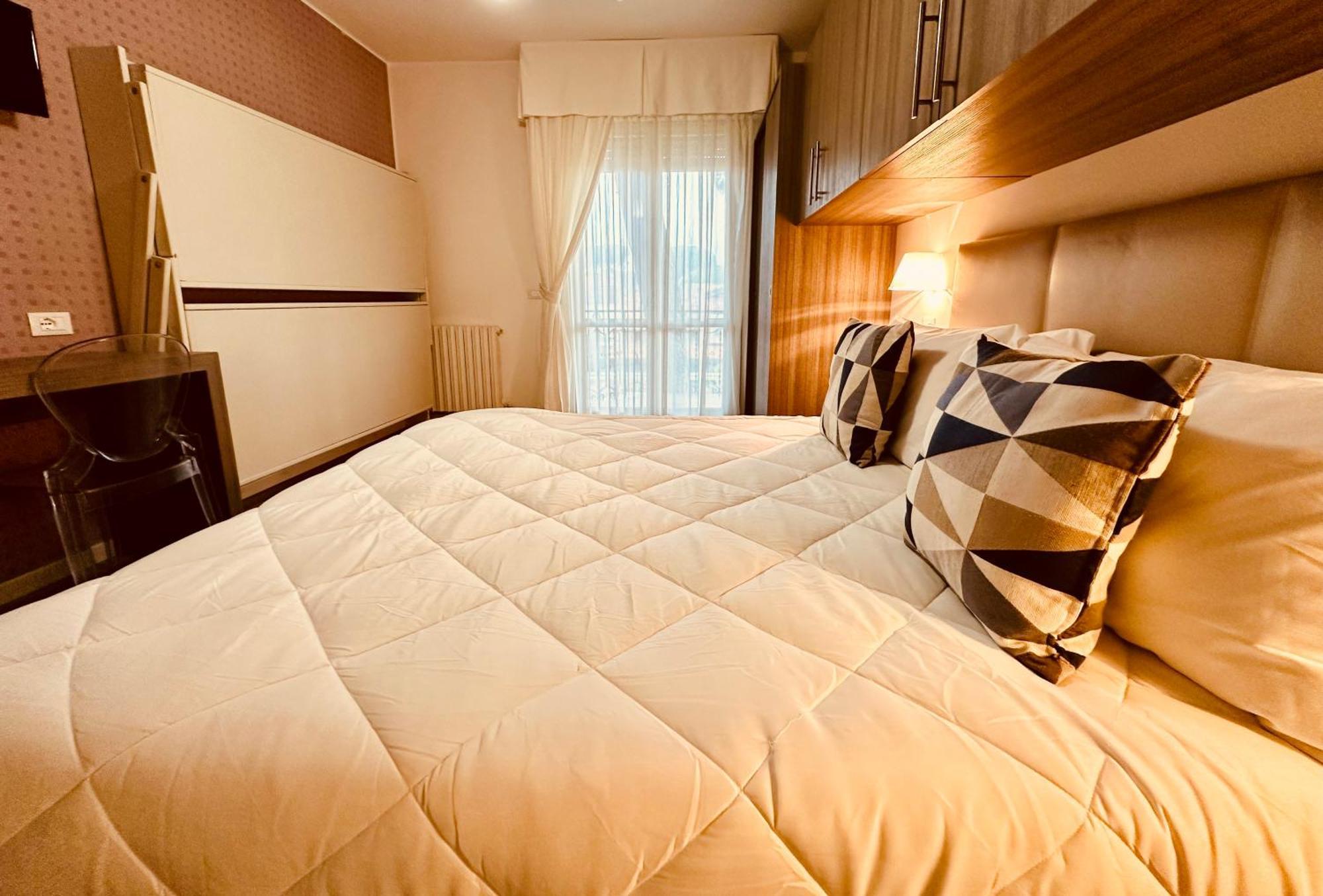 Hotel Miramare - Spa & Suites - Free Breakfast & Brunch Until 13-00 Cervia Room photo